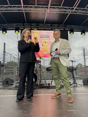 Foto des Albums: Empfang erster Klasse in Wittenberge - Tag des offenen Bahnhofs I Fotos: Martin Ferch, Andreas Kämpfe