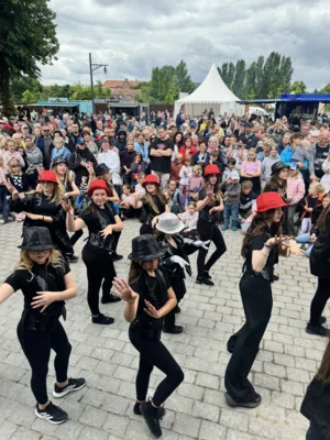 Foto des Albums: Empfang erster Klasse in Wittenberge - Tag des offenen Bahnhofs I Fotos: Martin Ferch, Andreas Kämpfe