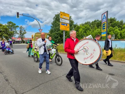 Foto des Albums: Festumzug zu 770 Jahre Stadtrecht - Teil 1