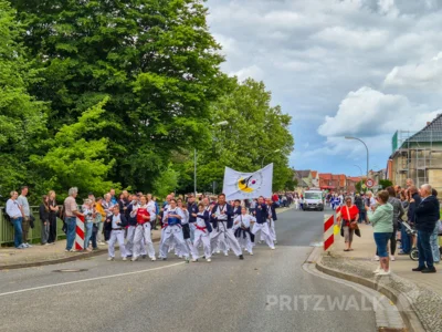 Foto des Albums: Festumzug zu 770 Jahre Stadtrecht - Teil 1