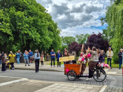 Foto des Albums: Festumzug zu 770 Jahre Stadtrecht - Teil 1