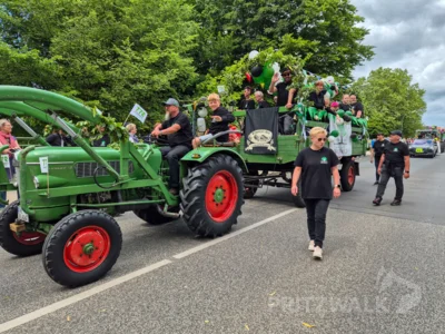 Foto des Albums: Festumzug zu 770 Jahre Stadtrecht - Teil 1
