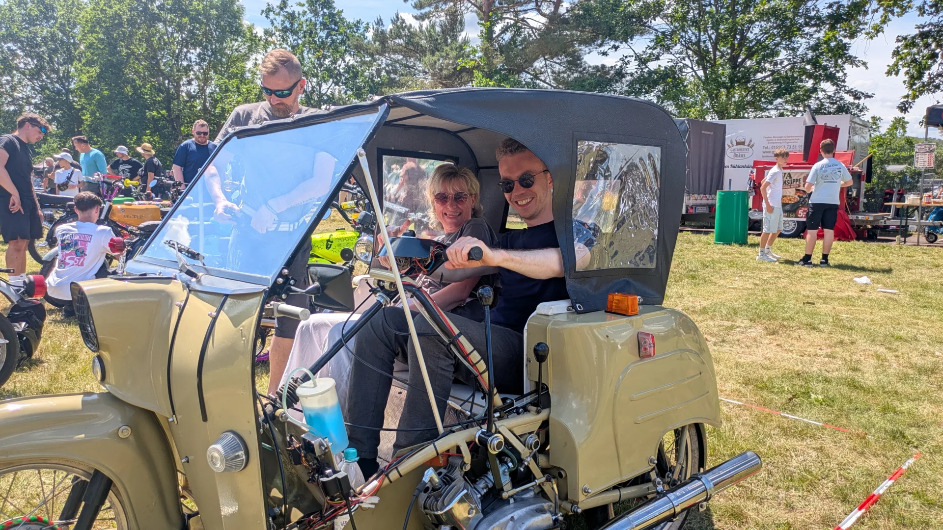 Bild: 3. Simson-Treffen in Schricke