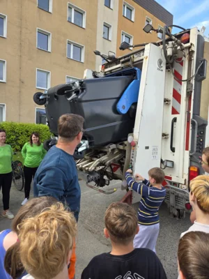 Foto des Albums: Abfallentsorgung hautnah erleben
