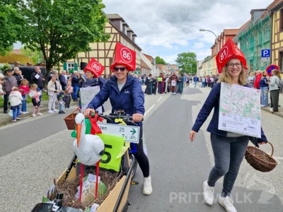 Foto des Albums: Festumzug zu 770 Jahre Stadtrecht - Teil 2