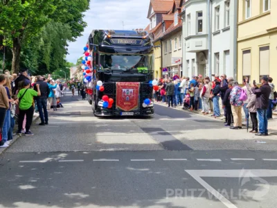 Foto des Albums: Festumzug zu 770 Jahre Stadtrecht - Teil 2