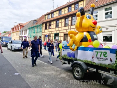 Foto des Albums: Festumzug zu 770 Jahre Stadtrecht - Teil 2