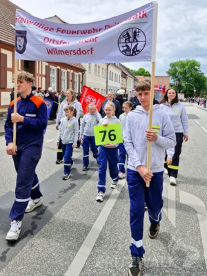 Foto des Albums: Festumzug zu 770 Jahre Stadtrecht - Teil 2