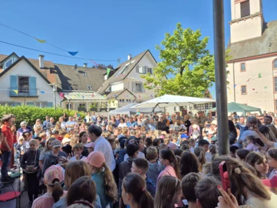 Foto des Albums: 125 Jahre Schuljubiläum