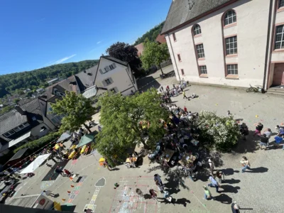 Foto des Albums: 125 Jahre Schuljubiläum