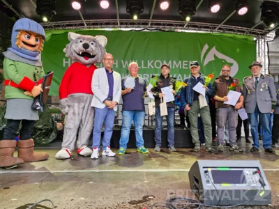 B&uuml;rgersch&uuml;tzenk&ouml;nig wurde Marcel K&ouml;hn. Auf den zweiten Platz kam Marco Seide. Ditter wurde Mayk Schulze.  (Bild vergr&ouml;&szlig;ern)