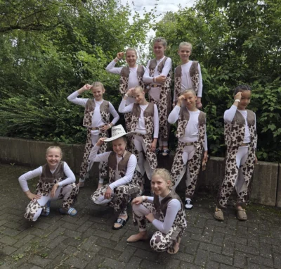 08 SGW 2 Power Girls 