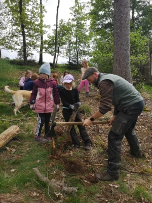 Foto des Albums: Wanderung zum Schulwald