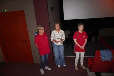 Foto des Albums: Seniorenwoche: Besuch im Kino Astoria