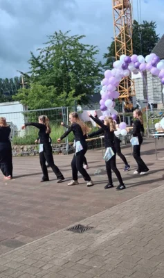 Foto des Albums: Der Campus läuft – und alle pilgern mit! 👟
