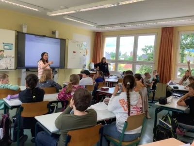 Fotoalbum Polizeiprävention Thema: Medien