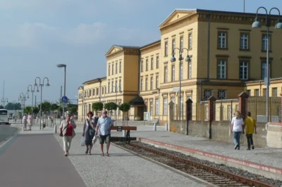 Foto des Albums: Bahnhofsempfangsgebäude im Wandel I Fotos: Martin Röhr, Martin Ferch, Jens Wegner, Gerhard Baack