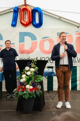 Foto des Albums: 100 Jahre FC DoRi