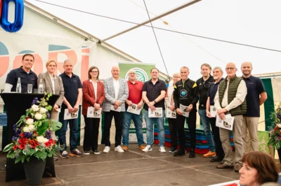 Foto des Albums: 100 Jahre FC DoRi