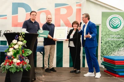 Foto des Albums: 100 Jahre FC DoRi