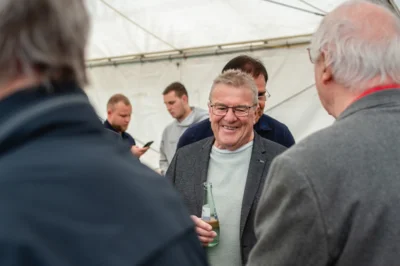 Foto des Albums: 100 Jahre FC DoRi