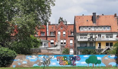 02 Schule 1  (Bild vergr&ouml;&szlig;ern)