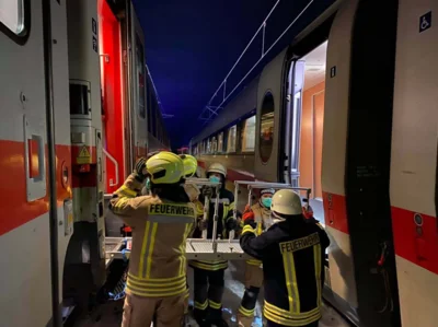 Foto des Albums: 13.02.2021 Feuer Bahn - Bahnstrecke Wolfsburg/Berlin - Brennt Lok