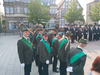 Foto des Albums: Eintrag ins goldene Buch der Stadt Blomberg