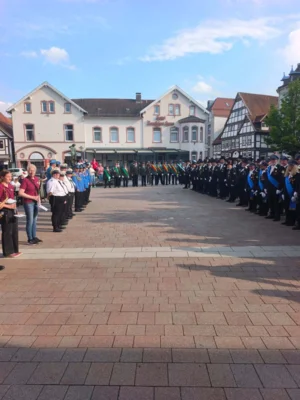 Foto des Albums: Eintrag ins goldene Buch der Stadt Blomberg