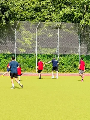 Foto des Albums: Fußball in der High-Deck-Siedlung