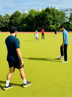 Foto des Albums: Fußball in der High-Deck-Siedlung