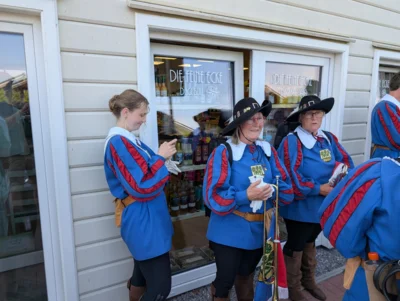 Mittsommerfest in Dageb&uuml;ll  (Bild vergr&ouml;&szlig;ern)