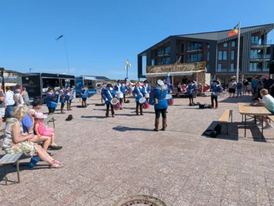 Mittsommerfest in Dageb&uuml;ll  (Bild vergr&ouml;&szlig;ern)