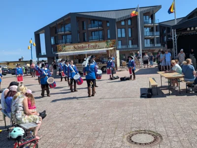 Mittsommerfest in Dageb&uuml;ll  (Bild vergr&ouml;&szlig;ern)