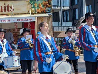 Mittsommerfest in Dageb&uuml;ll  (Bild vergr&ouml;&szlig;ern)