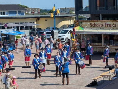 Mittsommerfest in Dageb&uuml;ll  (Bild vergr&ouml;&szlig;ern)