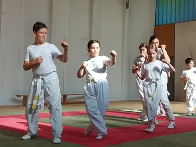 Foto des Albums: Kinder und Jugendprüfungen