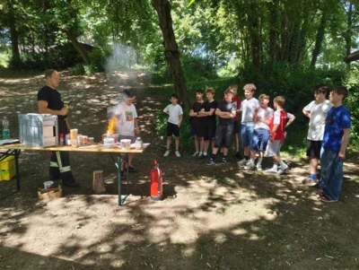 Foto des Albums: Brandschutzausbildung im Ernst Abbe Gymansium