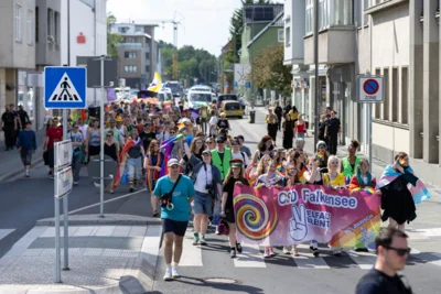 Foto des Albums: Fahnenhissung zum Christopher Street Day