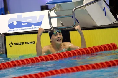 Vorschaubild: Ben Junker (SG Frankfurt) freut sich über Bronze auf 200m Rücken