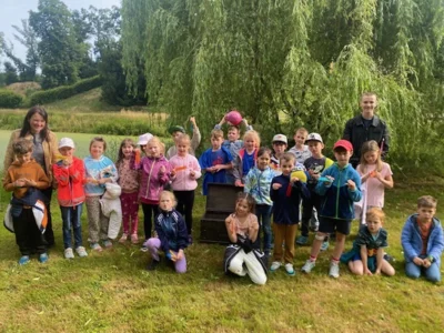 Foto des Albums: Dorfrundgang Klasse 1b- Dank an Frau Lugenheim