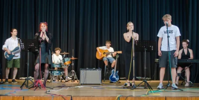 Foto des Albums: Mit Musik Richtung Sommerferien – Das Sommerkonzert 2026 begeistert die Schulgemeinschaft