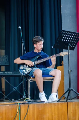 Foto des Albums: Mit Musik Richtung Sommerferien – Das Sommerkonzert 2026 begeistert die Schulgemeinschaft