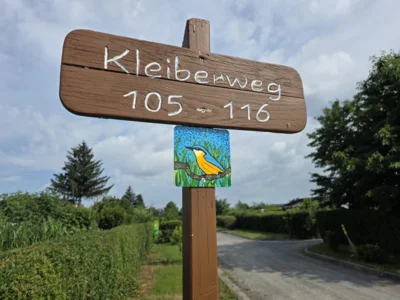 Foto des Albums: Wegweiser mit Charakter