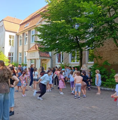 Foto des Albums: Sommerdisco in der Pause 06.2026