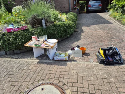 Foto des Albums: Hofflohmarkt in Neuendorf
