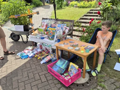 Foto des Albums: Hofflohmarkt in Neuendorf