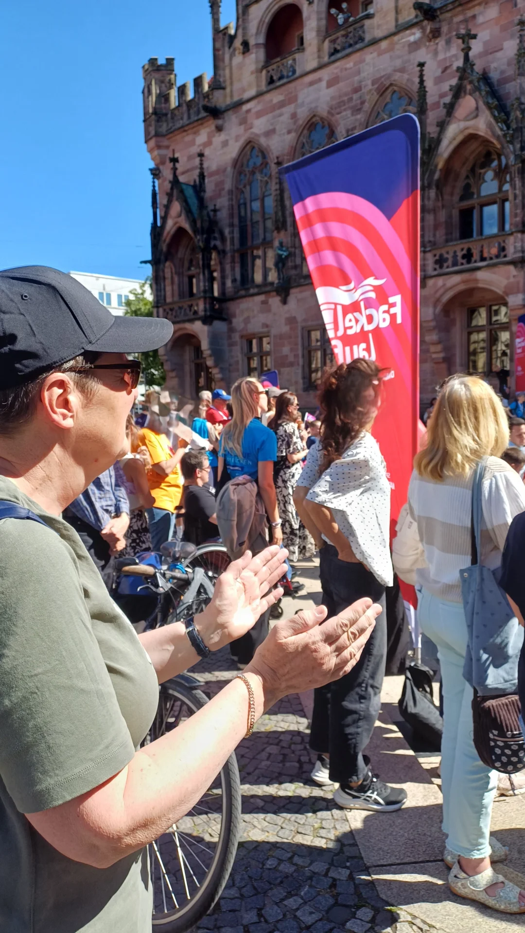Bild: Felicia beim Fackellauf