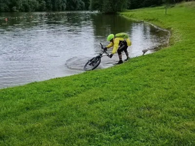2026-06--MTB-Tour-Tag2-Der Dreck muss weg-kl011  (Bild vergr&ouml;&szlig;ern)
