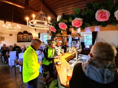 2026-06--MTB-Tour-Tag3-Burg Plesse, Thekenwalzer-kl030  (Bild vergr&ouml;&szlig;ern)